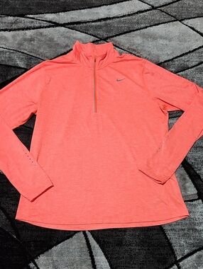 NIKE DRI-FIT 1/4 ZIP SWOOSH LOGO THUMB-HOLE ORANGE RUNNING LONG-SLEEVE SHIRT